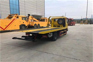 龙岗非事故拖车